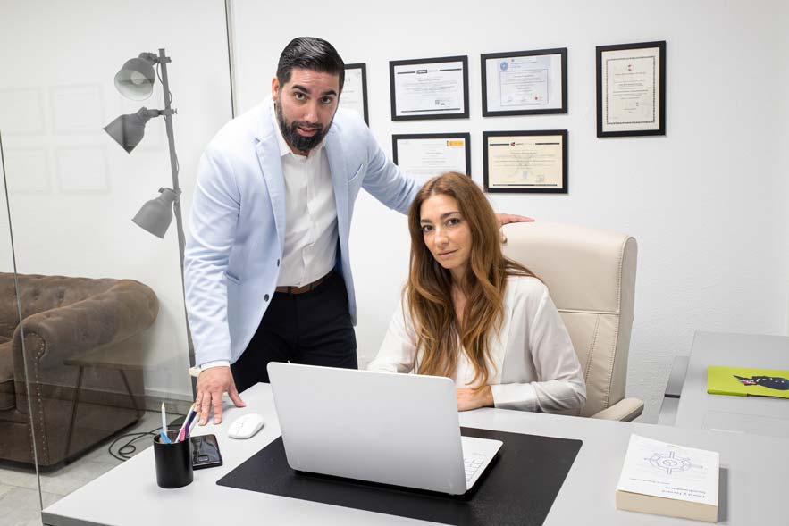 AMR psicólogos Alicia Martínez Manuel Rodríguez